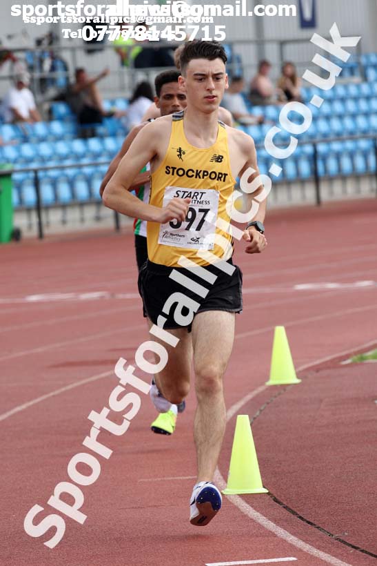Mens under-20s 5000 metres, Northern Senior and Under-20s Champs., Sports City, Manchester. Photo: David T. Hewitson/Sports for All Pics